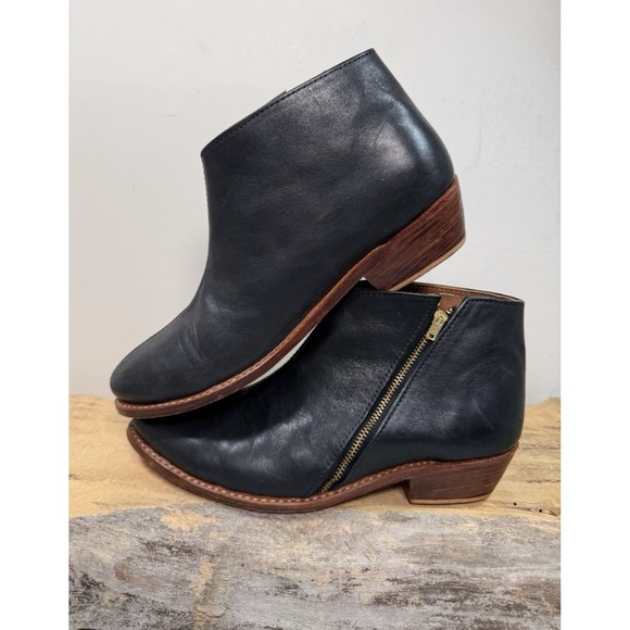 The Root Collective Made by Hand Leather Ankle Boots Black Sz 9 Guatemala Zip - Picture 2 of 7